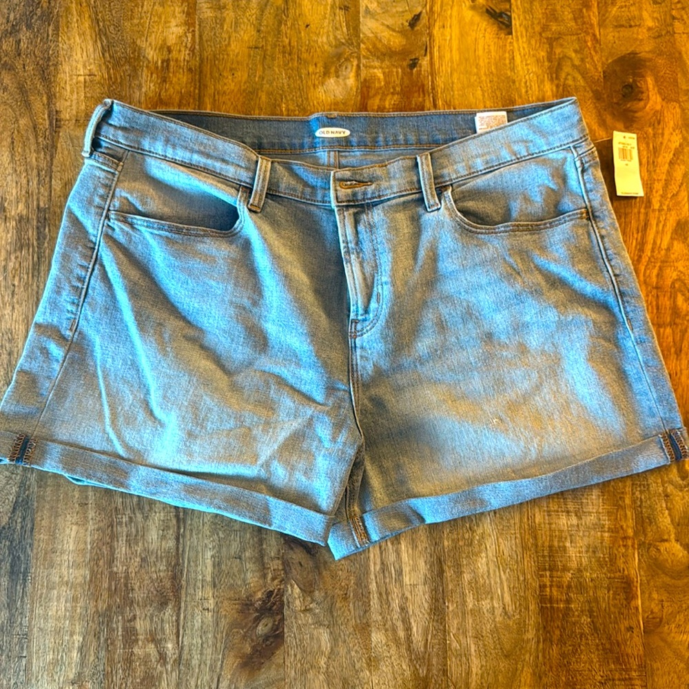 Women’s Old Navy Denim shorts size 16